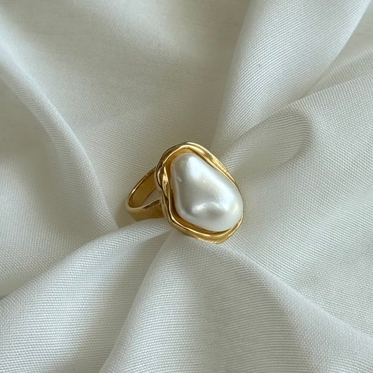 Pearl Ring - REFA064