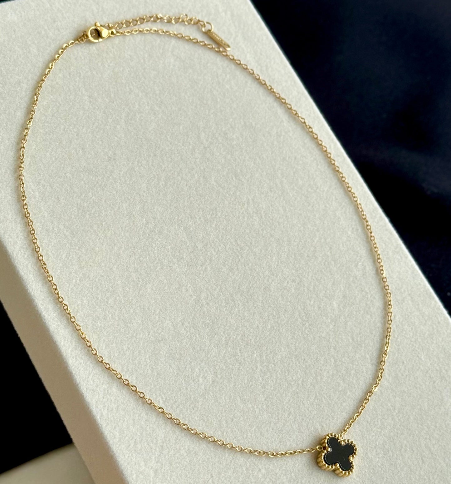 Van Necklace REFC023/42/43