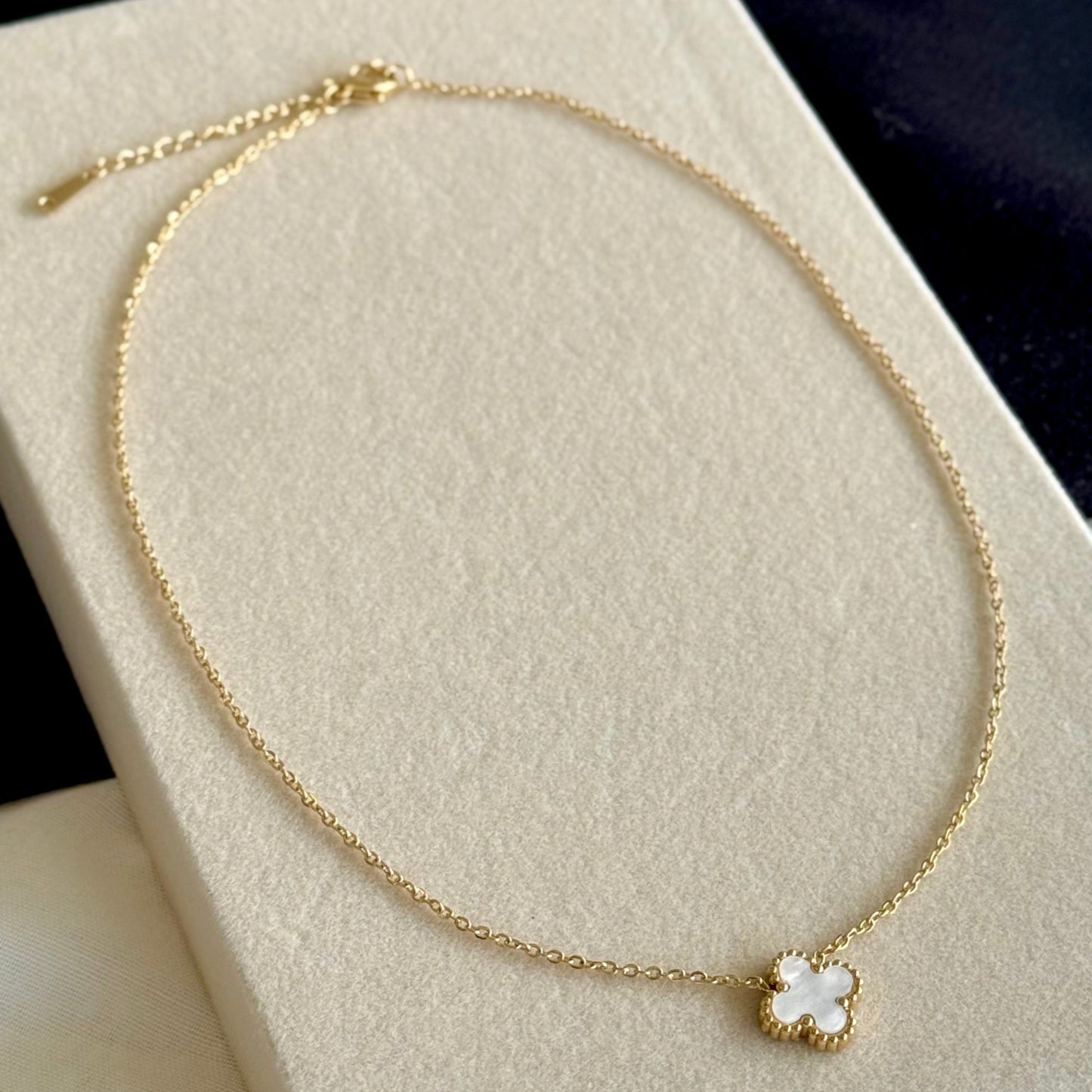 Van Necklace REFC023/42/43