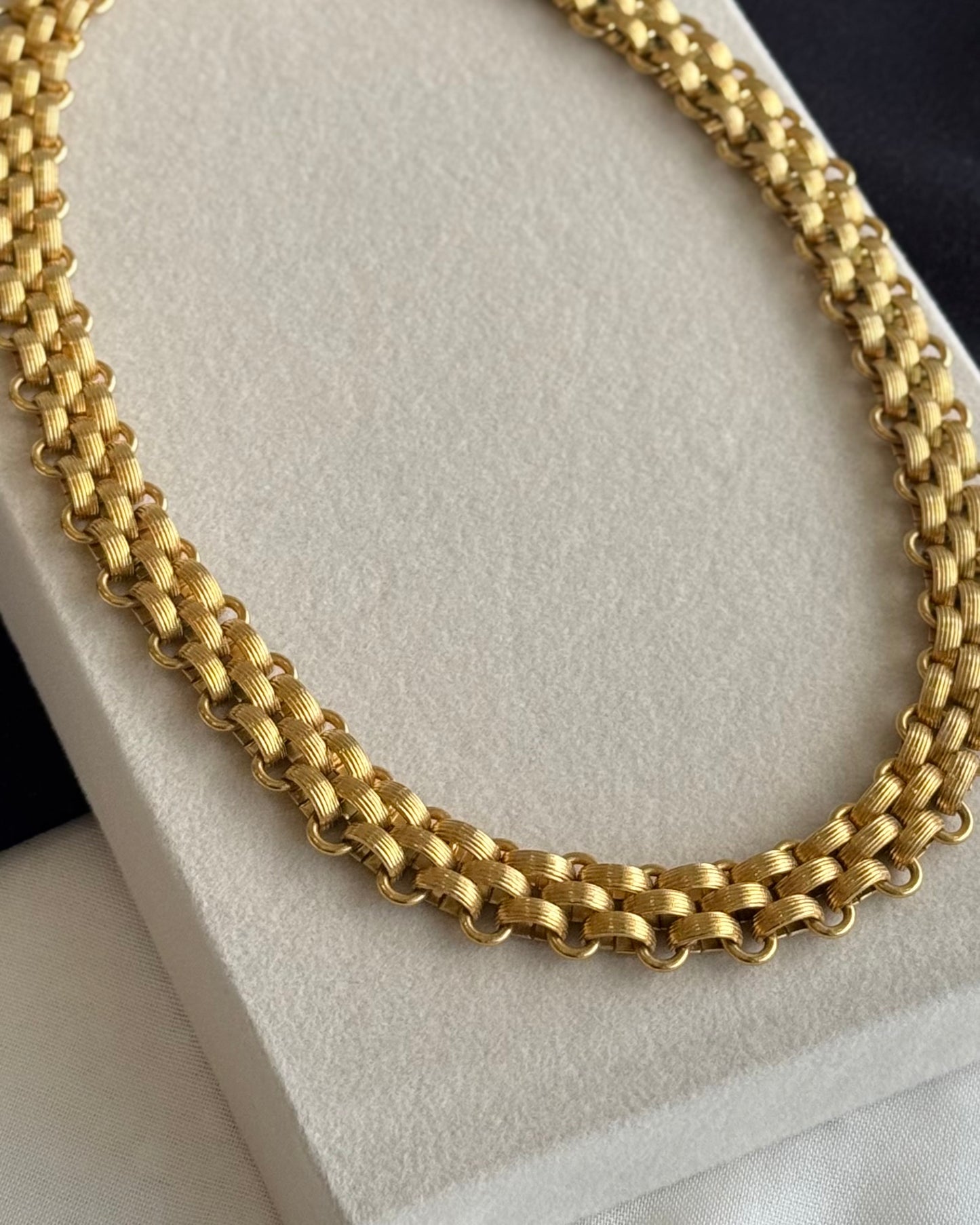 Barbara Necklace - REFC002