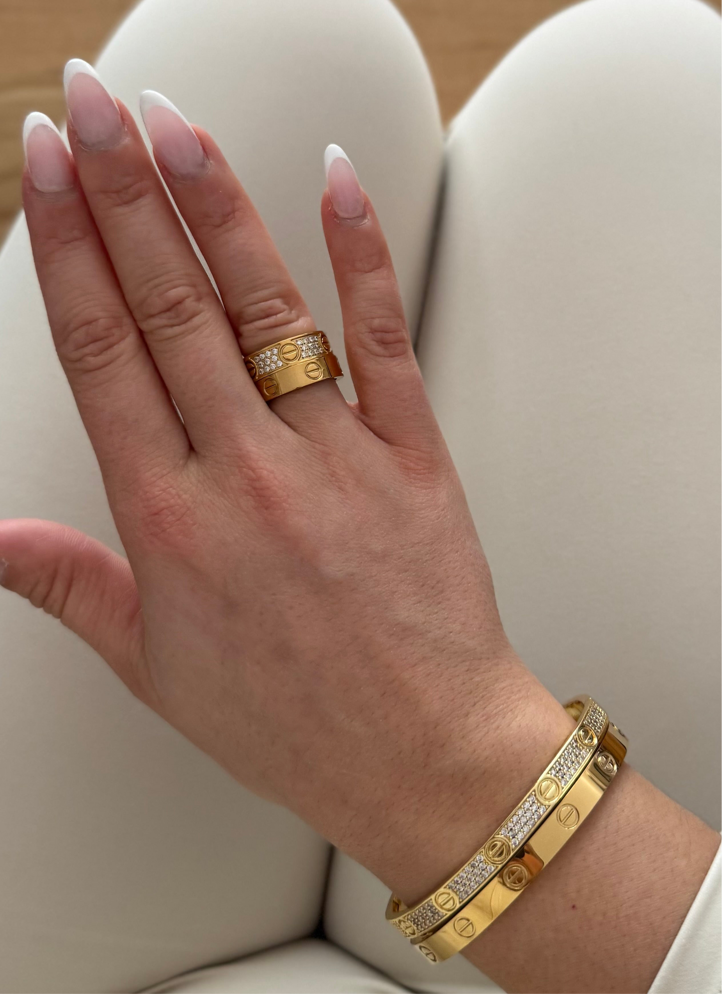 Anel Cartier love  - REFA087