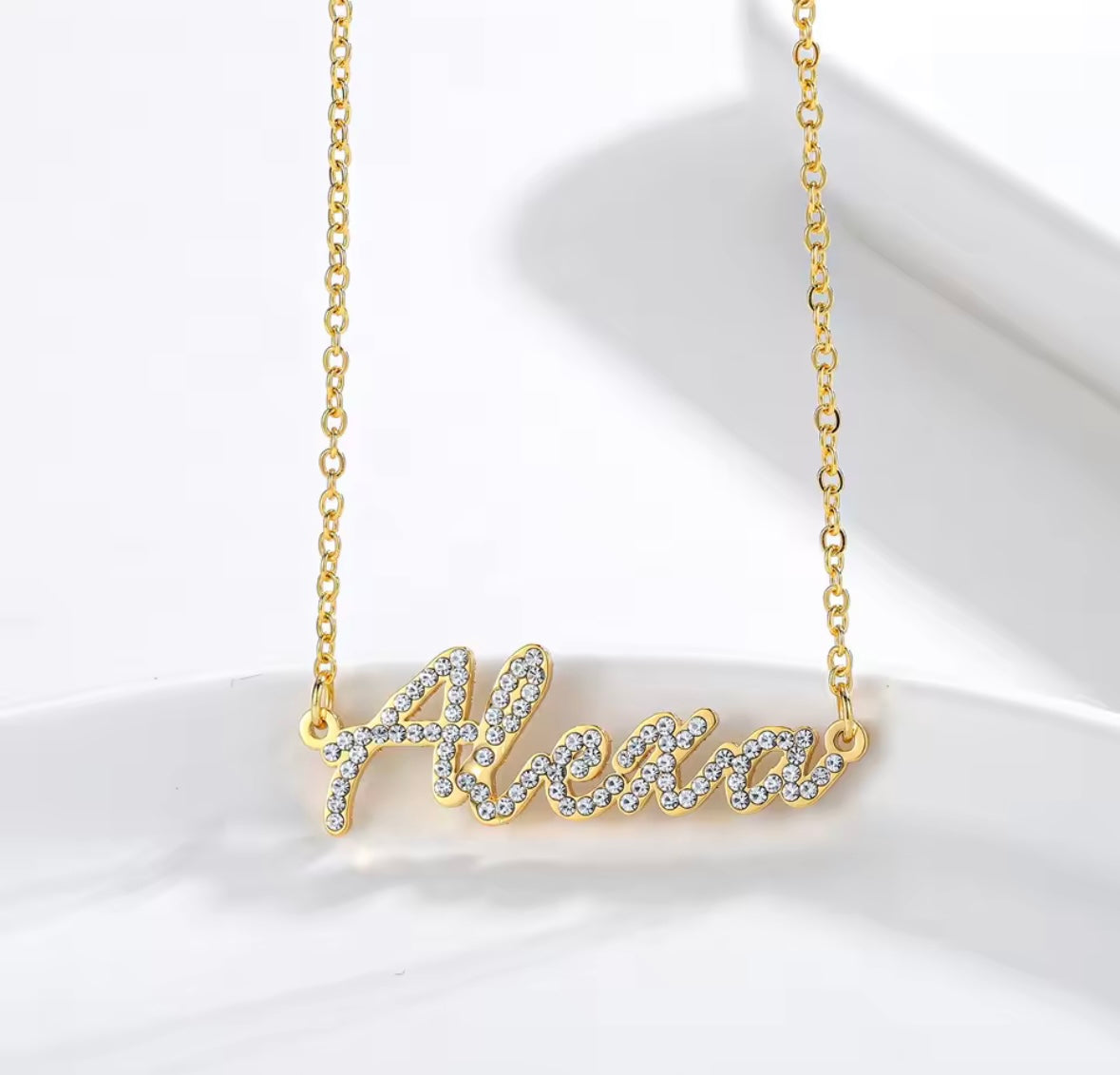 Personalized shiny bracelet