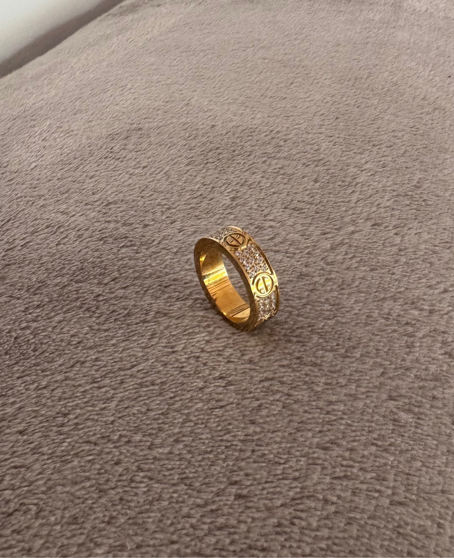 Anel Cartier love  - REFA087