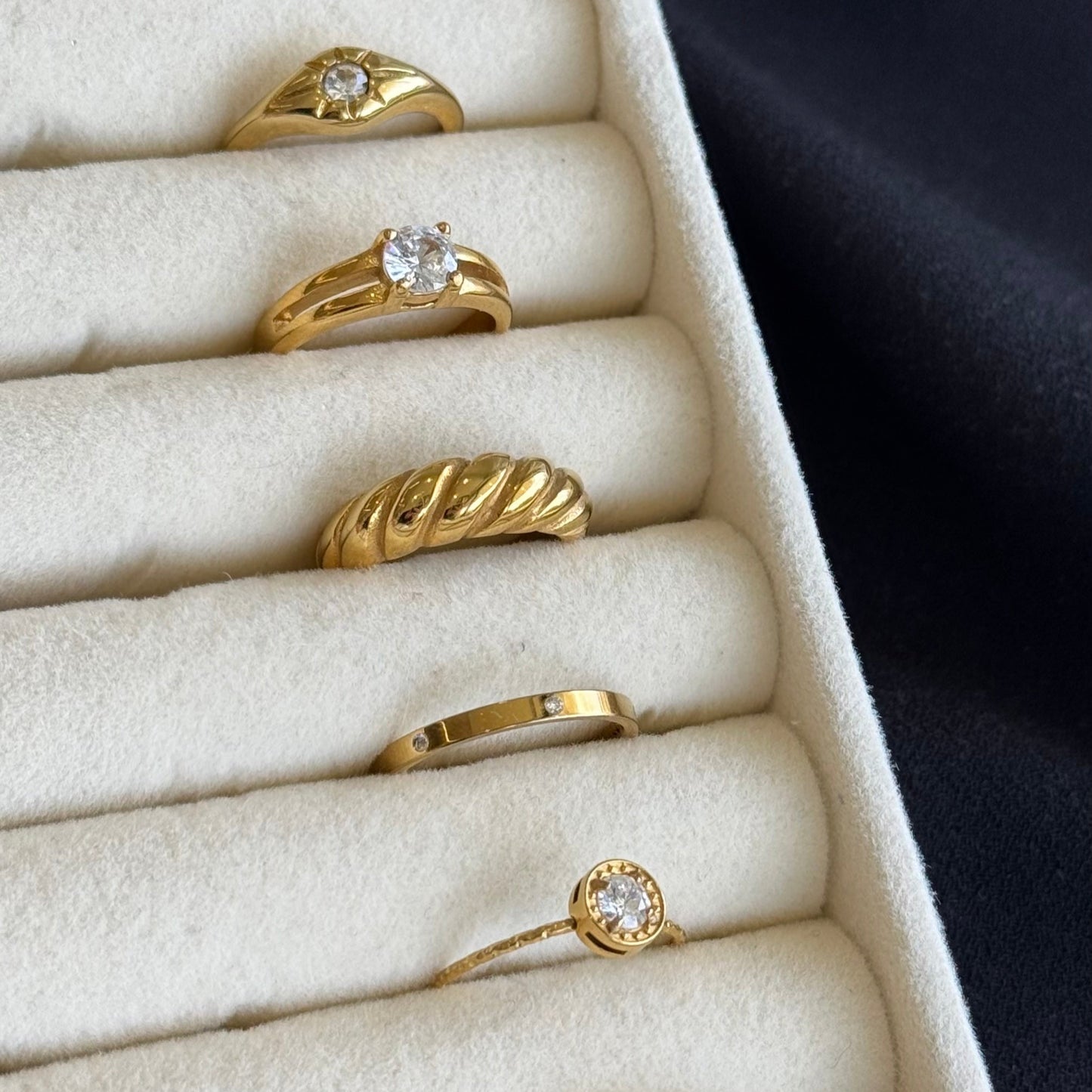 Sophie Ring - REFA002